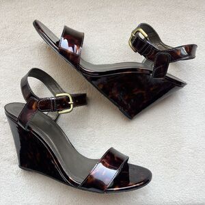 Stuart Weitzman Patent Leather Tortoise High Wedge‎ Heel Sandals Women 10 M